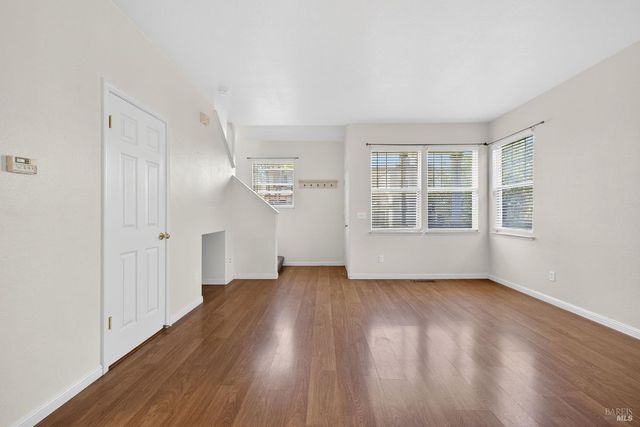 1440 Tammy Way, Santa Rosa, CA 95401