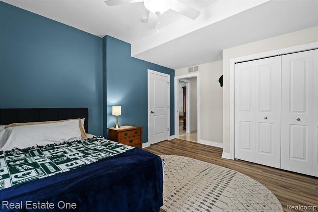 9032 Palmers Way Drive, Fenton, MI 48430