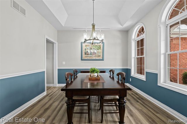 9032 Palmers Way Drive, Fenton, MI 48430