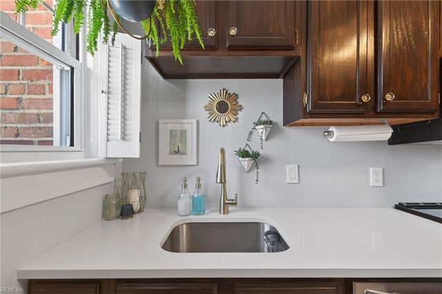 742 Washington Park Apt B2, Norfolk, VA 23517