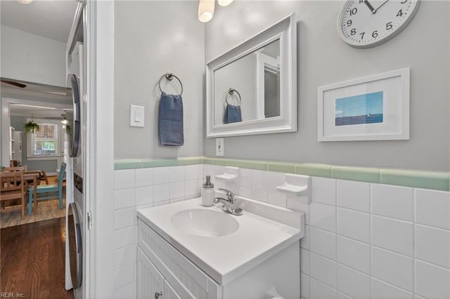 742 Washington Park Apt B2, Norfolk, VA 23517