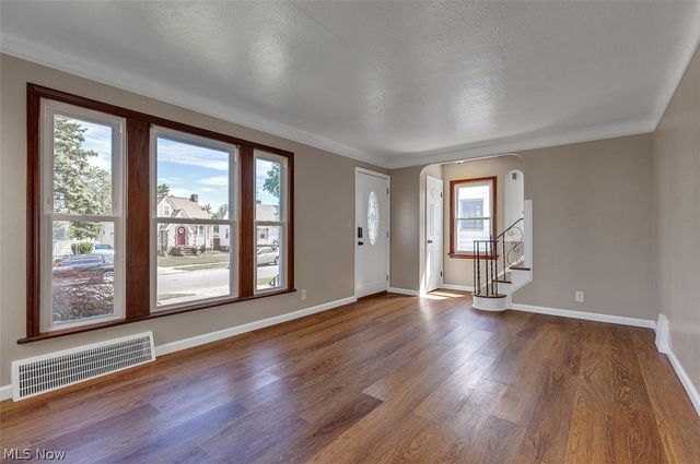4107 Torrington Avenue, Parma, OH 44134