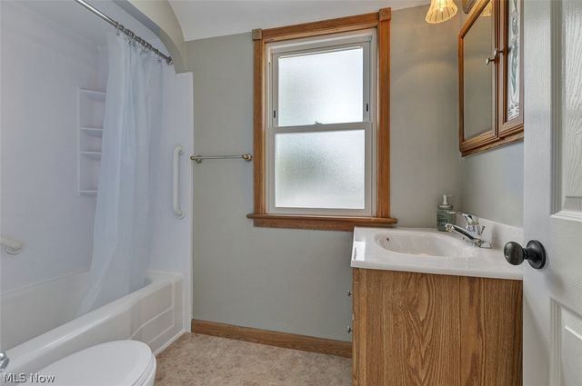 4107 Torrington Avenue, Parma, OH 44134