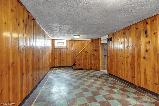 4107 Torrington Avenue, Parma, OH 44134