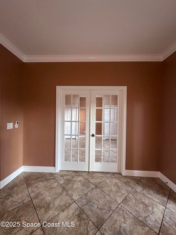 802 Del Mar Circle, Melbourne, FL 32904