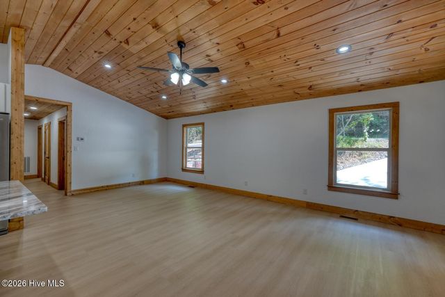 226 Choctaw Ridge Trail, Murphy, NC 28906