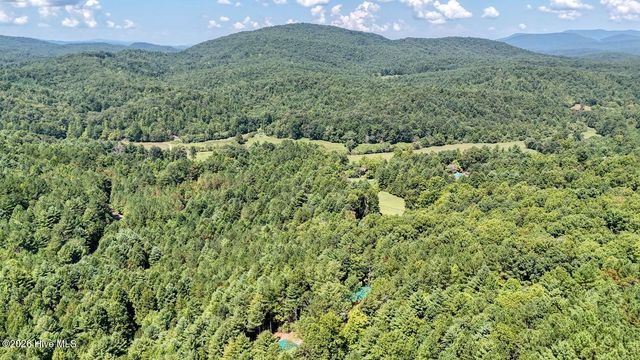 226 Choctaw Ridge Trail, Murphy, NC 28906