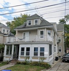 7 Oak Square 2R, Boston, MA 02135