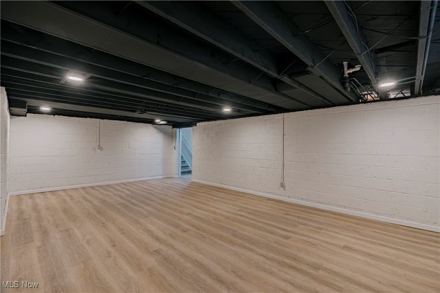 4971 S Sedgewick Road, Lyndhurst, OH 44124