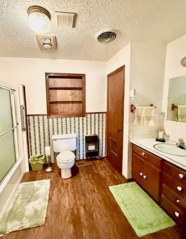 604 E 4th Street, Clarendon, TX 79226