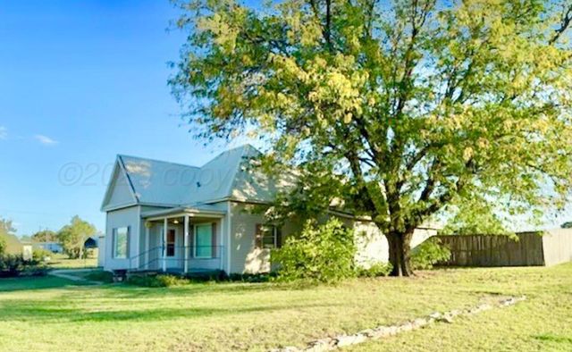 604 E 4th Street, Clarendon, TX 79226