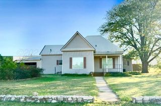 604 E 4th Street, Clarendon, TX 79226