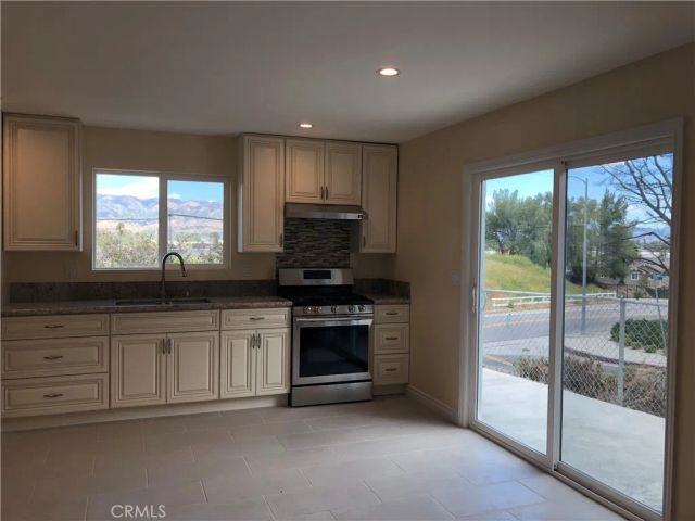 9019 Farralone Avenue, West Hills, CA 91304