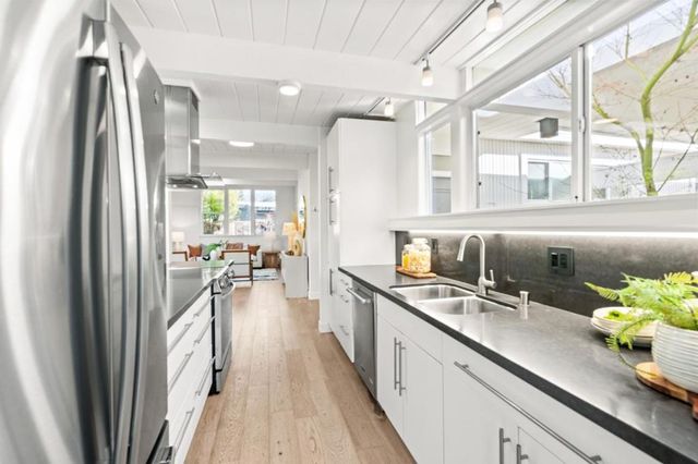 3773 Redwood Circle, Palo Alto, CA 94306