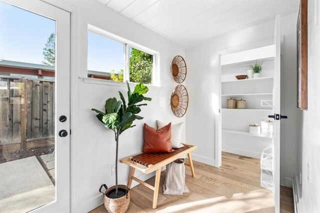 3773 Redwood Circle, Palo Alto, CA 94306