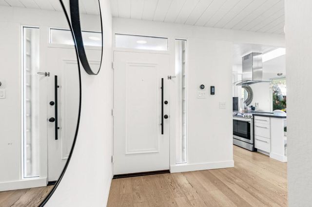 3773 Redwood Circle, Palo Alto, CA 94306