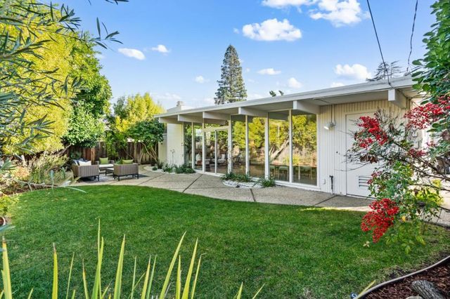 3773 Redwood Circle, Palo Alto, CA 94306