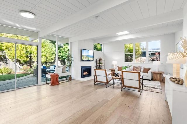 3773 Redwood Circle, Palo Alto, CA 94306