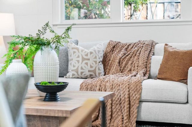 3773 Redwood Circle, Palo Alto, CA 94306