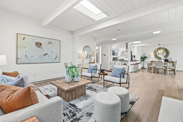 3773 Redwood Circle, Palo Alto, CA 94306