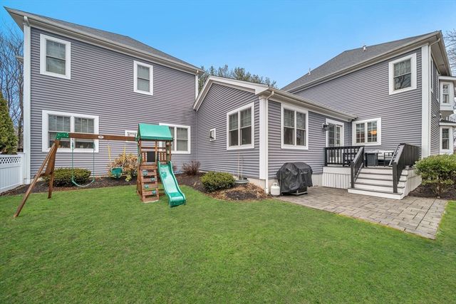 969 Greendale Ave, Needham, MA 02492