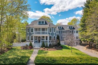 969 Greendale Ave, Needham, MA 02492