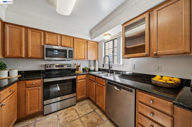 182 Eastridge Dr, San Ramon, CA 94582