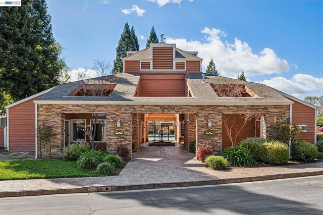 182 Eastridge Dr, San Ramon, CA 94582