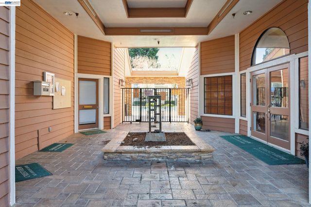 182 Eastridge Dr, San Ramon, CA 94582