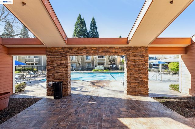 182 Eastridge Dr, San Ramon, CA 94582