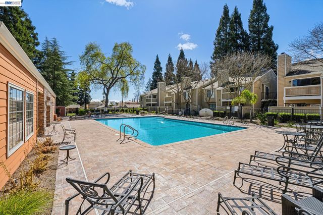 182 Eastridge Dr, San Ramon, CA 94582