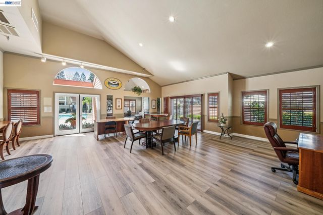 182 Eastridge Dr, San Ramon, CA 94582