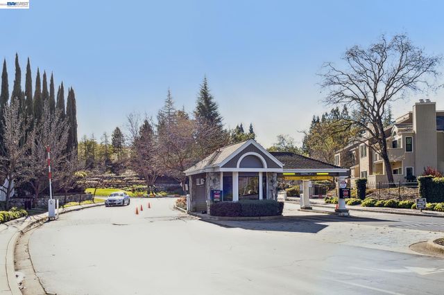 182 Eastridge Dr, San Ramon, CA 94582