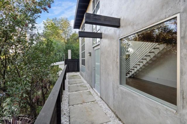 4520 San Andreas Avenue, Los Angeles, CA 90065