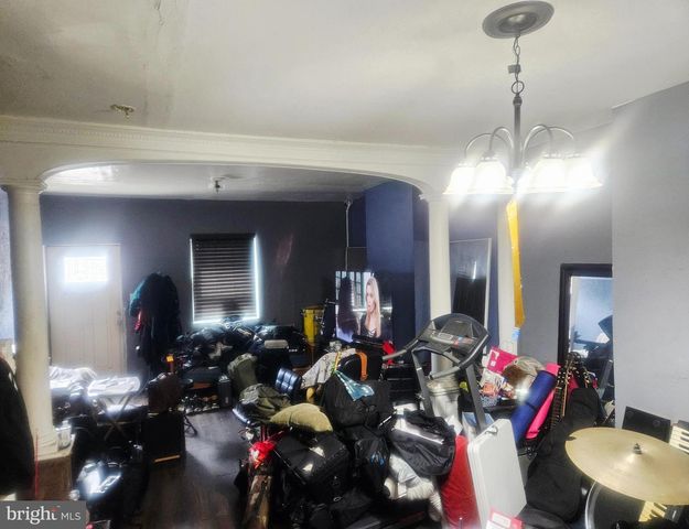 1213 S 49TH ST, Philadelphia, PA 19143