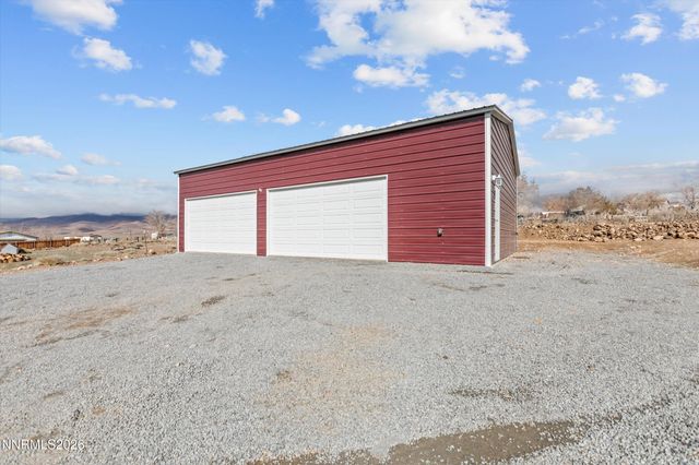 7780 Pueblo Drive, Stagecoach, NV 89429