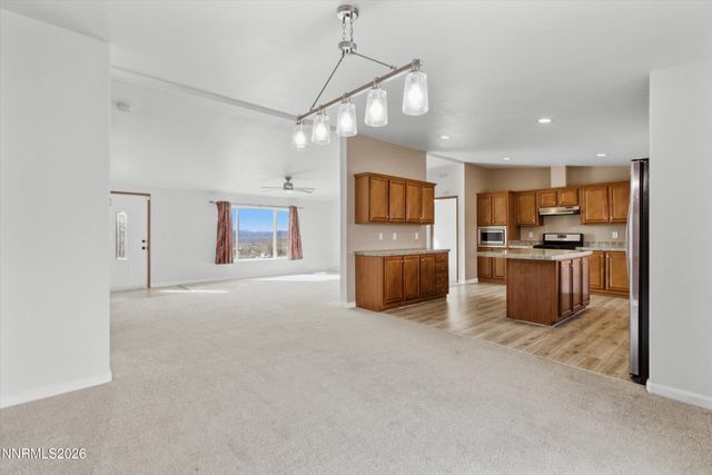 7780 Pueblo Drive, Stagecoach, NV 89429