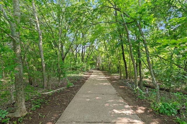 8356 Fairview Drive, Frisco, TX 75033