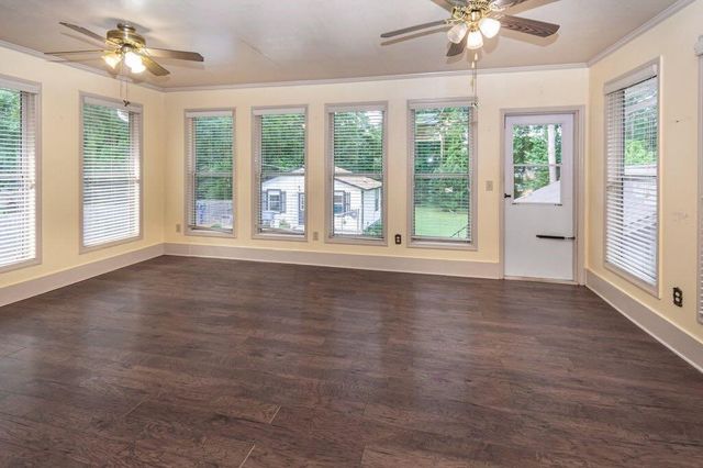 7194 Reinhardt College Parkway, Waleska, GA 30183