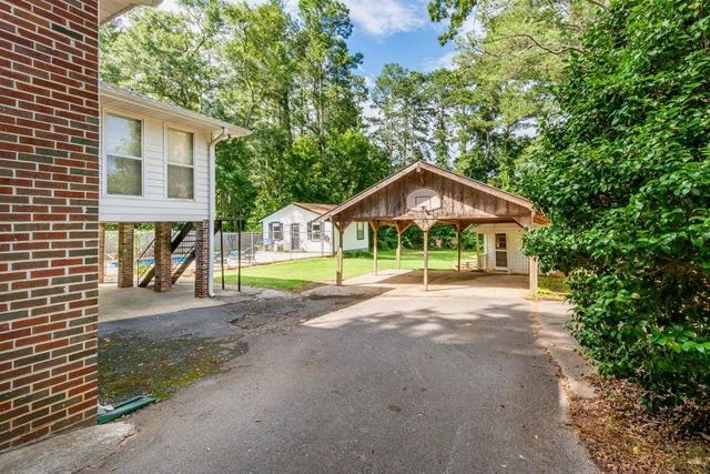 7194 Reinhardt College Parkway, Waleska, GA 30183