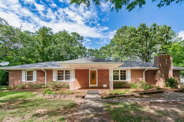 7194 Reinhardt College Parkway, Waleska, GA 30183