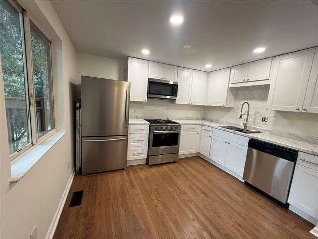 4366 Hopkins Lake Drive, Duluth, GA 30096