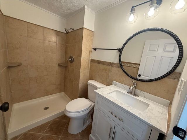 4366 Hopkins Lake Drive, Duluth, GA 30096