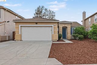 16 Foreman St, Oakley, CA 94561