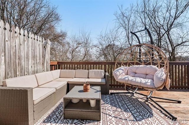 7705 Starling Court, Godfrey, IL 62035