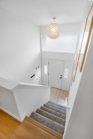 835 SE Sunnymead Way, Pullman, WA 99163