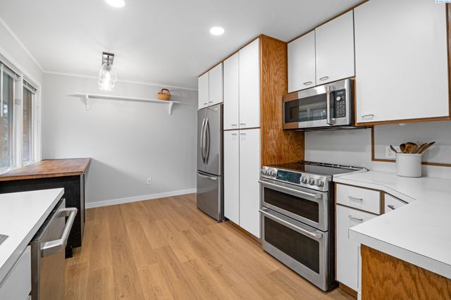 835 SE Sunnymead Way, Pullman, WA 99163