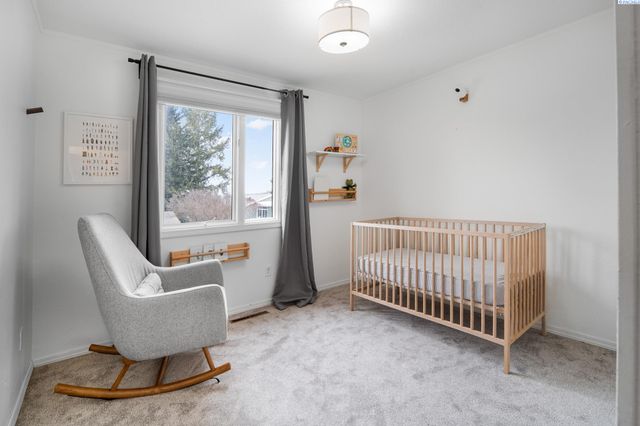 835 SE Sunnymead Way, Pullman, WA 99163