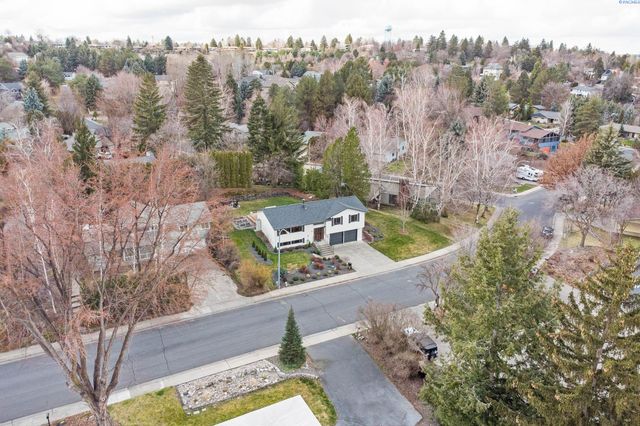 835 SE Sunnymead Way, Pullman, WA 99163
