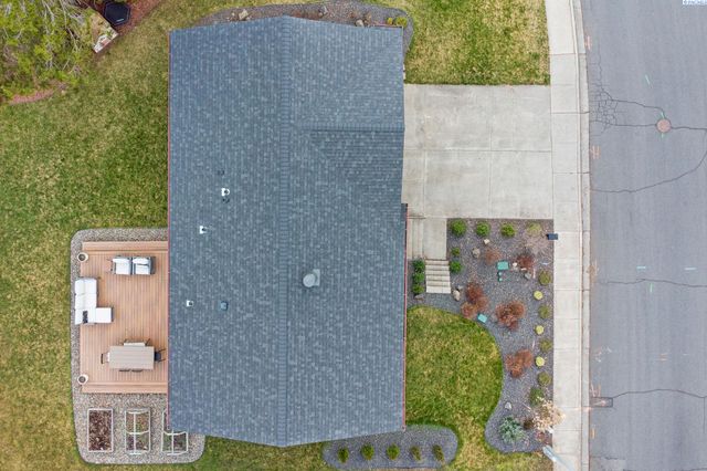 835 SE Sunnymead Way, Pullman, WA 99163